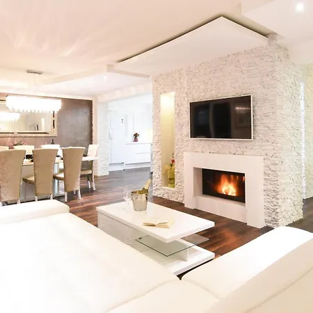 Maelynn Opatija With Heated Pool And Sea View * Rubesi