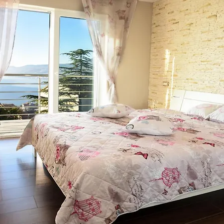 Maelynn Opatija With Heated Pool And Sea View