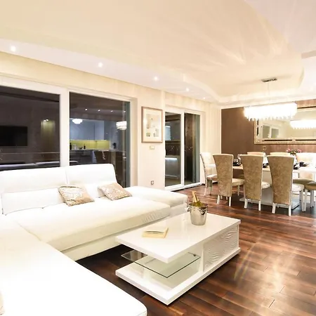 Vila Maelynn Opatija With Heated Pool And Sea View