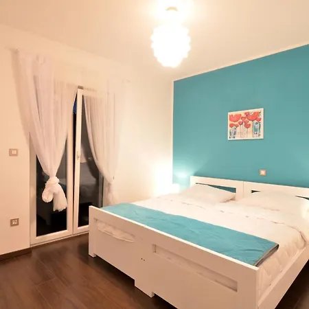 Maelynn Opatija With Heated Pool And Sea View Vila