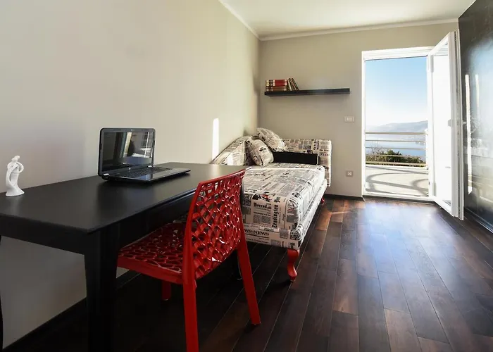 Maelynn Opatija With Heated Pool And Sea View * Rubesi