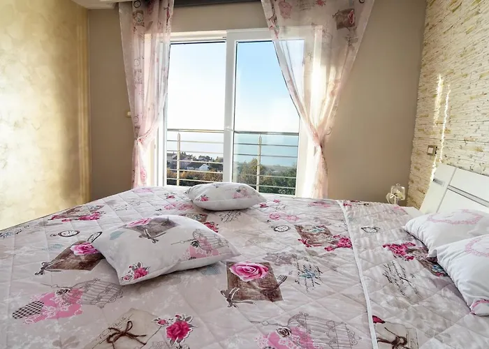 Maelynn Opatija With Heated Pool And Sea View Βίλα Rubesi