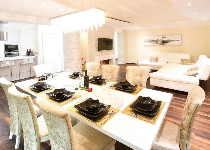 Βίλα Maelynn Opatija With Heated Pool And Sea View