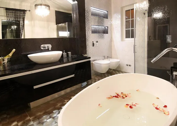 Maelynn Opatija With Heated Pool And Sea View * Rubesi