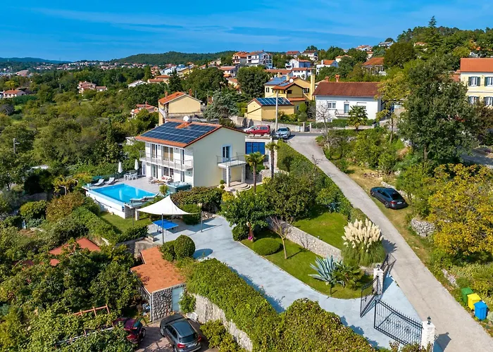 Maelynn Opatija With Heated Pool And Sea View Βίλα